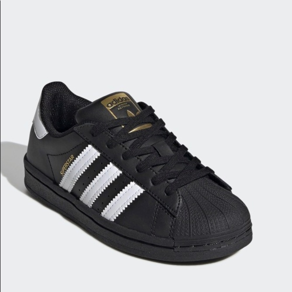 Adidas superstar shoes